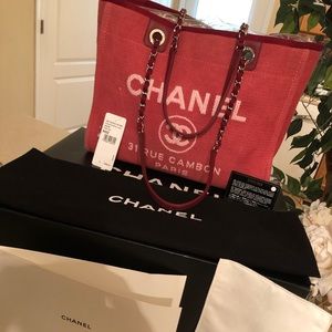 *Authentic Chanel Deauville Chain Canvas Tote